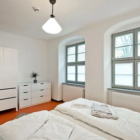 Hotel Ferienwohnung Am Brandenburger Dom 3*