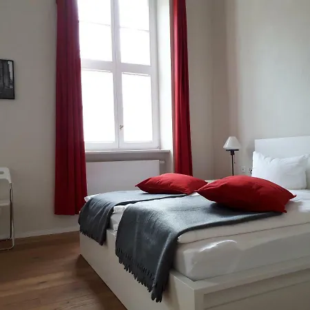 Ferienwohnung Am Brandenburger Dom